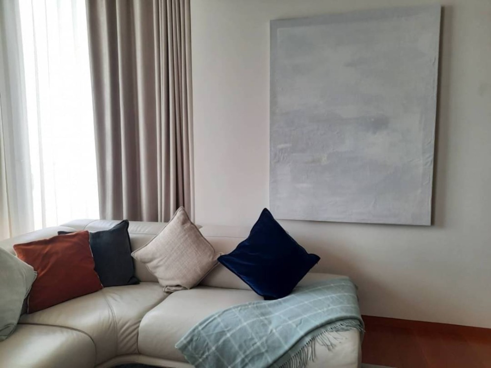 Hot Price : Renovated unit for sale 3 bedroom duplex 236 sqm.at The Sukhothai Residences. Hot Price : Renovated unit for sale 3 bedroom duplex 236 sqm.at The Sukhothai Residences.