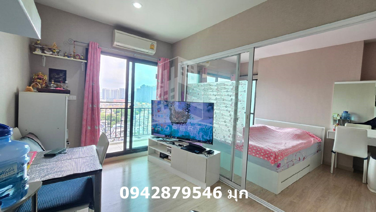 For sale: Parkland Phetkasem Tha Phra, 32 sq m, corner, 17th floor, south balcony. For sale: Parkland Phetkasem Tha Phra, 32 sq m, corner, 17th floor, south balcony.