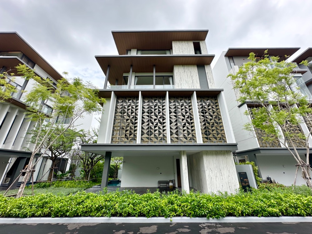Artale Rama 9 - APEX 50 sq m. 434 sq m. 3 bedrooms, 3 parking spaces. Appointment to view 092-545-6151 (Tim) Artale Rama 9 - APEX 50 sq m. 434 sq m. 3 bedrooms, 3 parking spaces. Appointment to view 092-545-6151 (Tim)