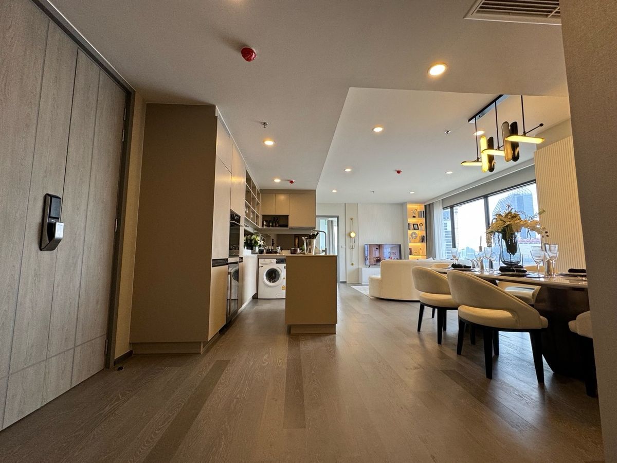 Mini Penthouse  For Rental  3Bed 3Bath 101.Sqm. 120K  Branded Residence Manage By Dusit Thani  ครบ พร้อมอยู่ สามารถเลือกเฟอร์เองได้ ฟรีเทรนเนอร์และแม่บ้านทำความสะอาดเดือนล่ะ4ครั้ง ตลอดระยะสัญญา