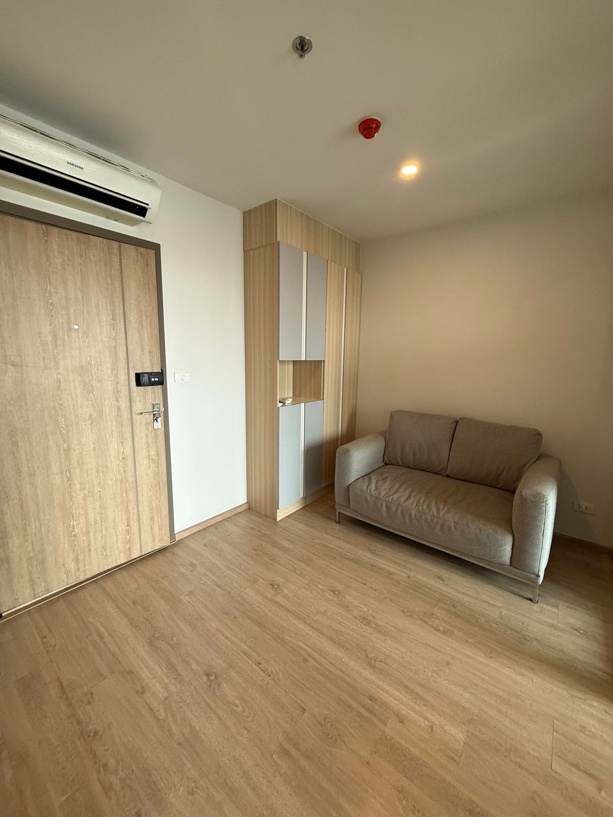 ให้เช่า IDEO O2  สอบถามเพิ่มเติมแอดไลน์ได้เลย Line ID : @kormaneeestates   (มี @ ด้วย) – รูปที่ 4