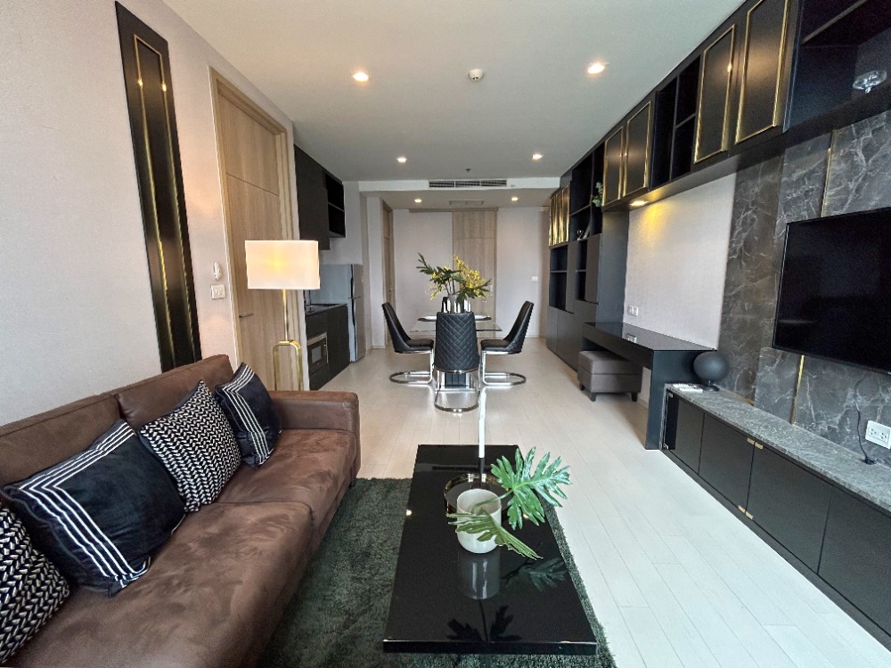 ● Modern style ● ตึก B ชั้น 20+ Type B07 | 81.86 ตร.ม. 2 ห้องนอน | คอนโดมี Skywalk เชื่อมเข้า BTS เพลินจิต, Central Embassy – รูปที่ 3