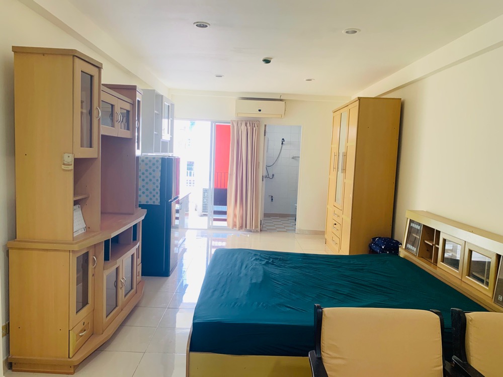 Condo for sale the color living newly decorated room fully furnished, ready to move in, studio type, 11th floor. Condo for sale the color living newly decorated room fully furnished, ready to move in, studio type, 11th floor.