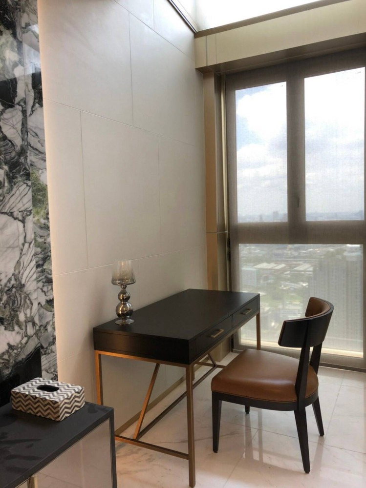 ♦ Penthouse Duplex ♦ ตึก B ชั้น50+ Type D04 | 170 ตร.ม. 2 ห้องนอน | คอนโดมีSkywalk เชื่อมเข้า BTS เพลินจิตและเซ็นทรัล เอ็มแบสซี่ – รูปที่ 3