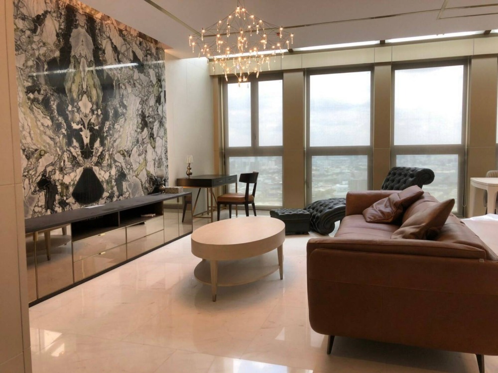 ♦ Penthouse Duplex ♦ ตึก B ชั้น50+ Type D04 | 170 ตร.ม. 2 ห้องนอน | คอนโดมีSkywalk เชื่อมเข้า BTS เพลินจิตและเซ็นทรัล เอ็มแบสซี่ – รูปที่ 4