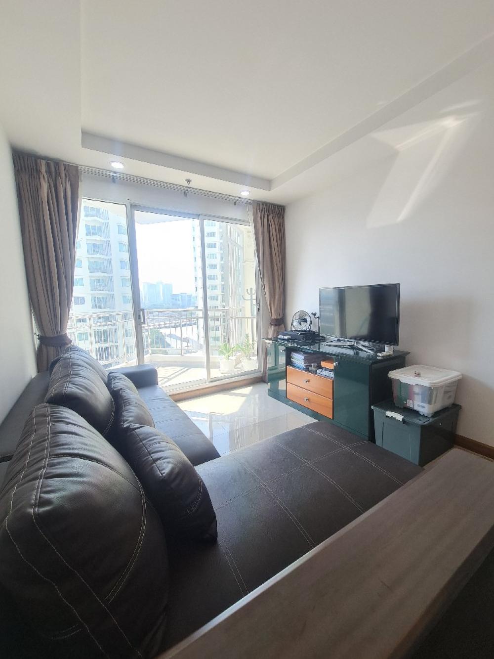 Condo for sale, Supalai Wellington , pool view, 87 sqm., 8th floor. Condo for sale, Supalai Wellington , pool view, 87 sqm., 8th floor.