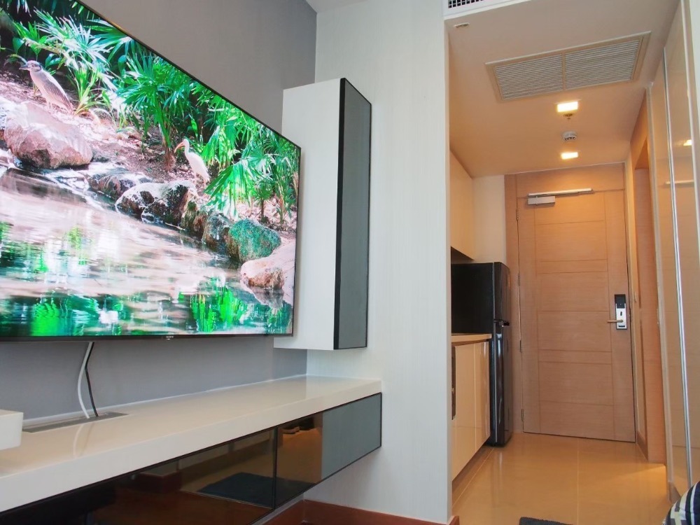 For sale condo the Palm wongamat beach front pattaya(S03-1450)
