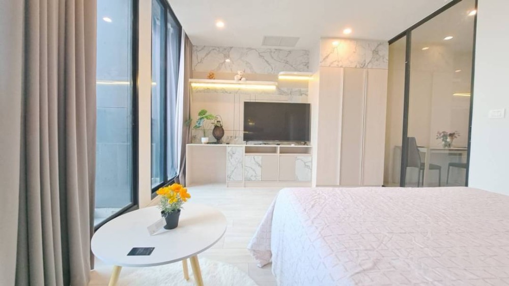 ● Nice Decoration ● ตึก C ชั้น 25+ type A12 | 44.56 ตร.ม. 1 ห้องนอน | คอนโดมี Skywalk เชื่อมเข้า BTS เพลินจิตและเซ็นทรัล เอ็มแบสซี่ – รูปที่ 2