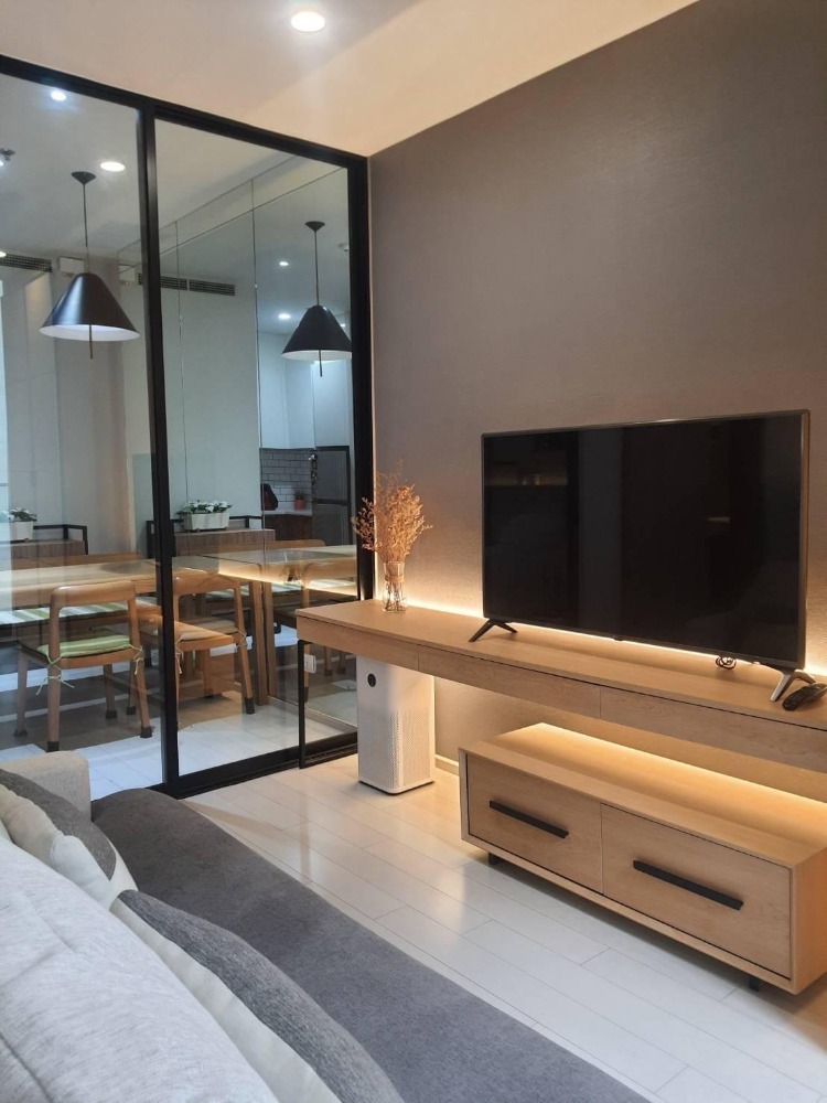 ♦ Nice Decoration ♦ ตึก C ชั้น 10+ Clear view | 45 ตร.ม. 1 ห้องนอน | คอนโดมี Skywalk เชื่อมเข้า BTS เพลินจิตและเซ็นทรัล เอ็มแบสซี่ – รูปที่ 3