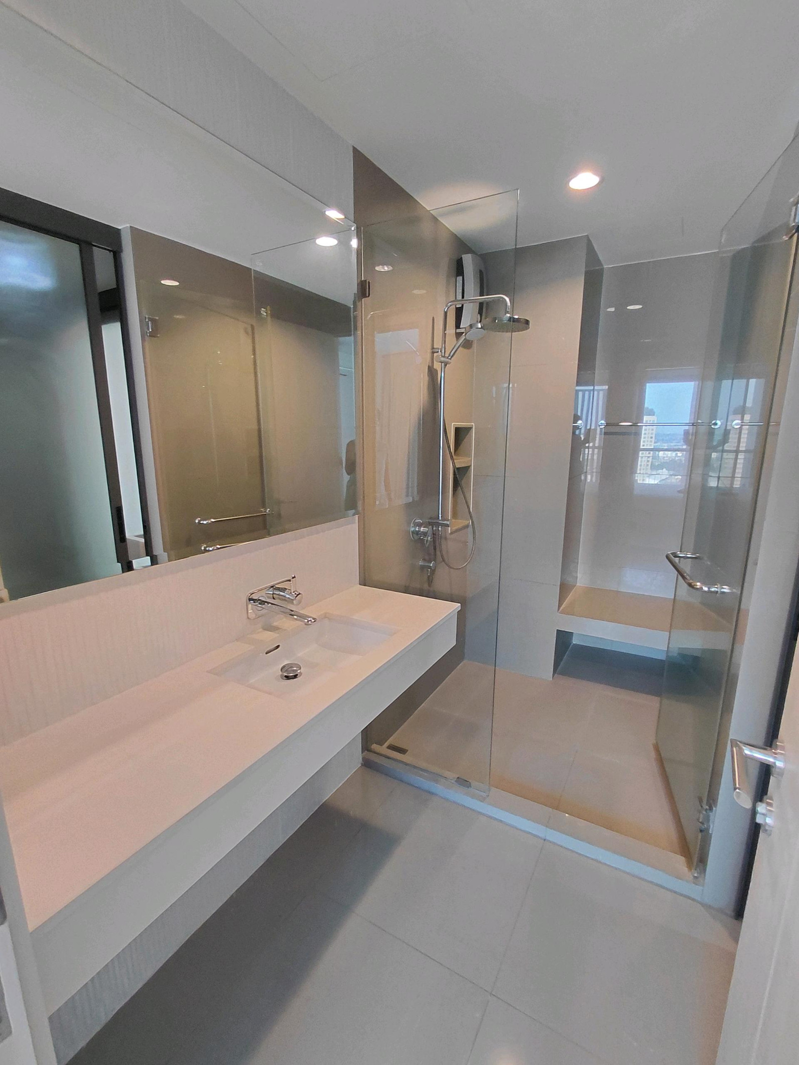 Condo for rent Rhythm Sukhumvit 42, room size 45 sq m, 20th floor, beautiful garden view, peaceful, furnished, ready to move in, near BTS Ekkamai - ghd000260R – รูปที่ 4