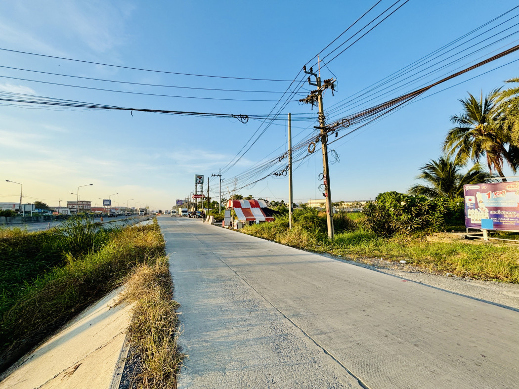 ขาย ที่ดิน ติดถนน บางบัวทอง-สุพรรณ เนื้อที่ 135 ไร่ 3 งาน 83 ตร.วา ขาย ที่ดิน ติดถนน บางบัวทอง-สุพรรณ เนื้อที่ 135 ไร่ 3 งาน 83 ตร.วา