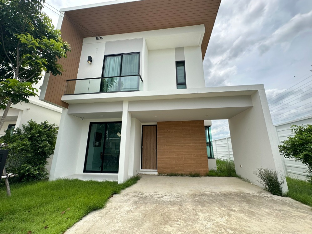 ให้เช่าบ้านเดี่ยว 3 ห้องนอน โคโม่ เบียงก้า บางนา  (RT-01)