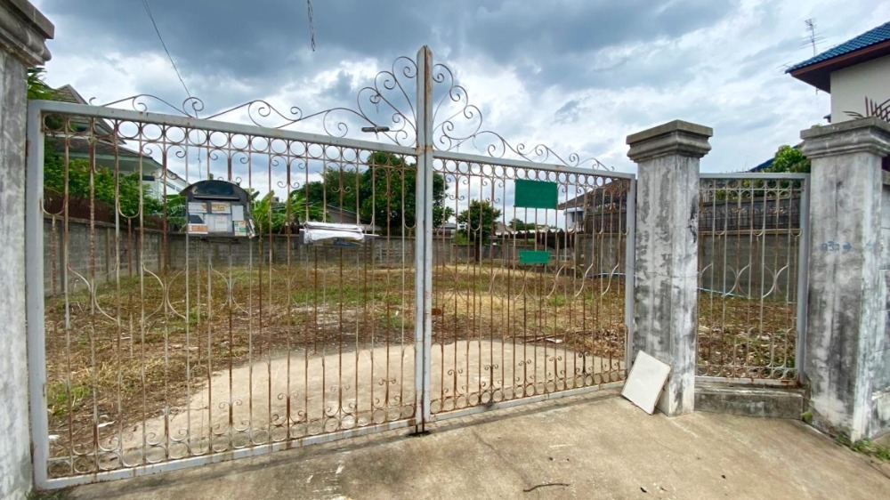 ที่ดินถมแล้วเนื้อที่ 366 ตร.ว.ในหมู่บ้านเสรีอ่อนนุช ใกล้ๆโรงเรียนสุวิทย์เสรีอนุสรณ์ แปลงสวย ติดถนนสาธารณะทั้งด้านหน้าและด้านหลัง – รูปที่ 2