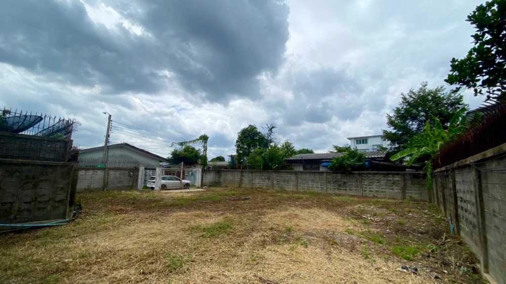 ที่ดินถมแล้วเนื้อที่ 366 ตร.ว.ในหมู่บ้านเสรีอ่อนนุช ใกล้ๆโรงเรียนสุวิทย์เสรีอนุสรณ์ แปลงสวย ติดถนนสาธารณะทั้งด้านหน้าและด้านหลัง – รูปที่ 3