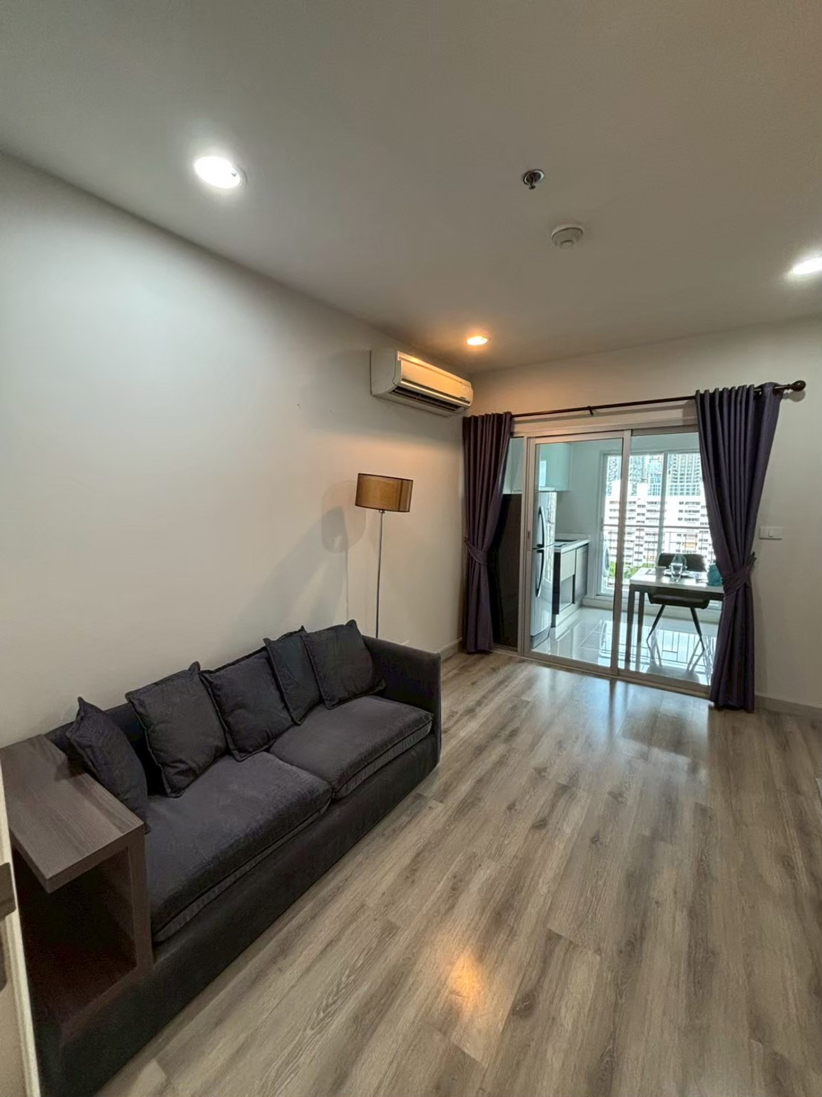 For rent: 1 bedroom, fully furnished, with parking for 1 car. Rent 1 Bedroom Fully furnished! For rent: 1 bedroom, fully furnished, with parking for 1 car. Rent 1 Bedroom Fully furnished!
