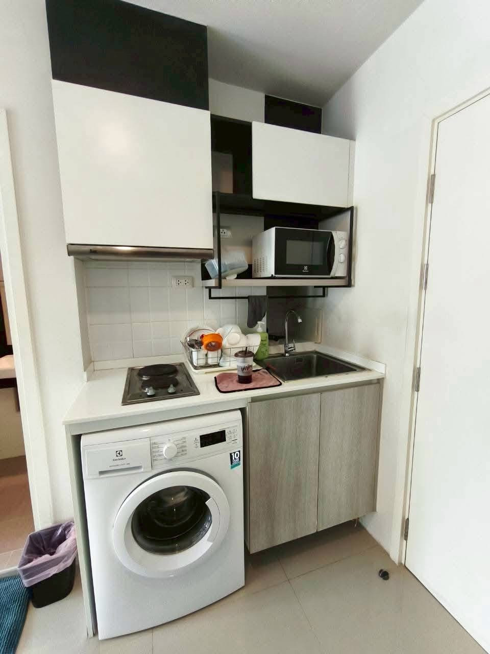 For sale: Escent Ville Condo, price 1.8 million, size 24 sq m, 3rd floor, Building B. For sale: Escent Ville Condo, price 1.8 million, size 24 sq m, 3rd floor, Building B.