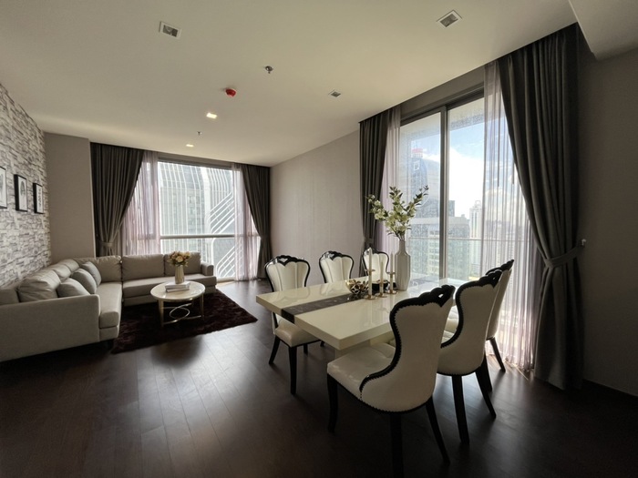 Condo for sale, The Line Ratchathewi, good view &amp; Very new condition, corner room / 2 bedrooms, 2 bathrooms, size 81 sq m, price 22 million baht.