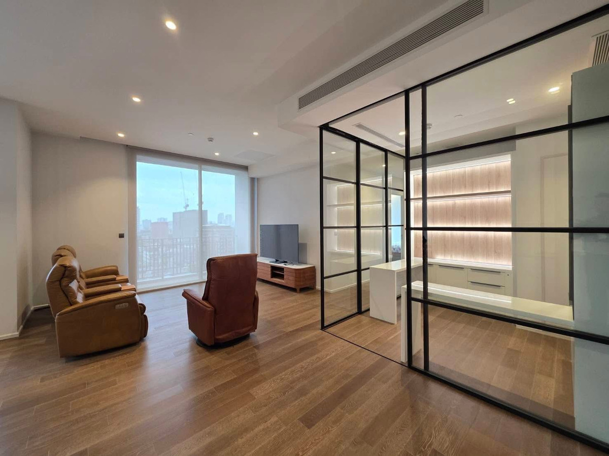 3 Bedrooms | 4 Bathrooms (173 Sq.m.) Available For Rent at Muniq Langsuan – รูปที่ 4