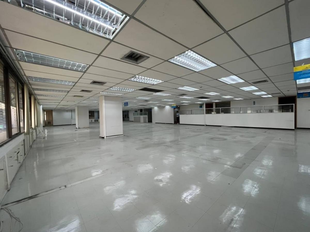 ให้เช่า ออฟฟิศ สำนักงาน ชั้น 10 ทั้งชั้น ขนาด 720 ตารางเมตร ทำเลดีมาก ใกล้ รถไฟฟ้า ใต้ดิน MRT สถานี สุขุมวิท 350 เมตร ให้เช่า ออฟฟิศ สำนักงาน ชั้น 10 ทั้งชั้น ขนาด 720 ตารางเมตร ทำเลดีมาก ใกล้ รถไฟฟ้า ใต้ดิน MRT สถานี สุขุมวิท 350 เมตร