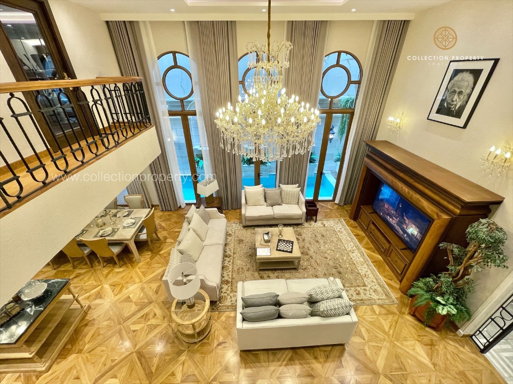 Brand new luxury house 4 bedroom with private pool in Ekkamai area Brand new luxury house 4 bedroom with private pool in Ekkamai area