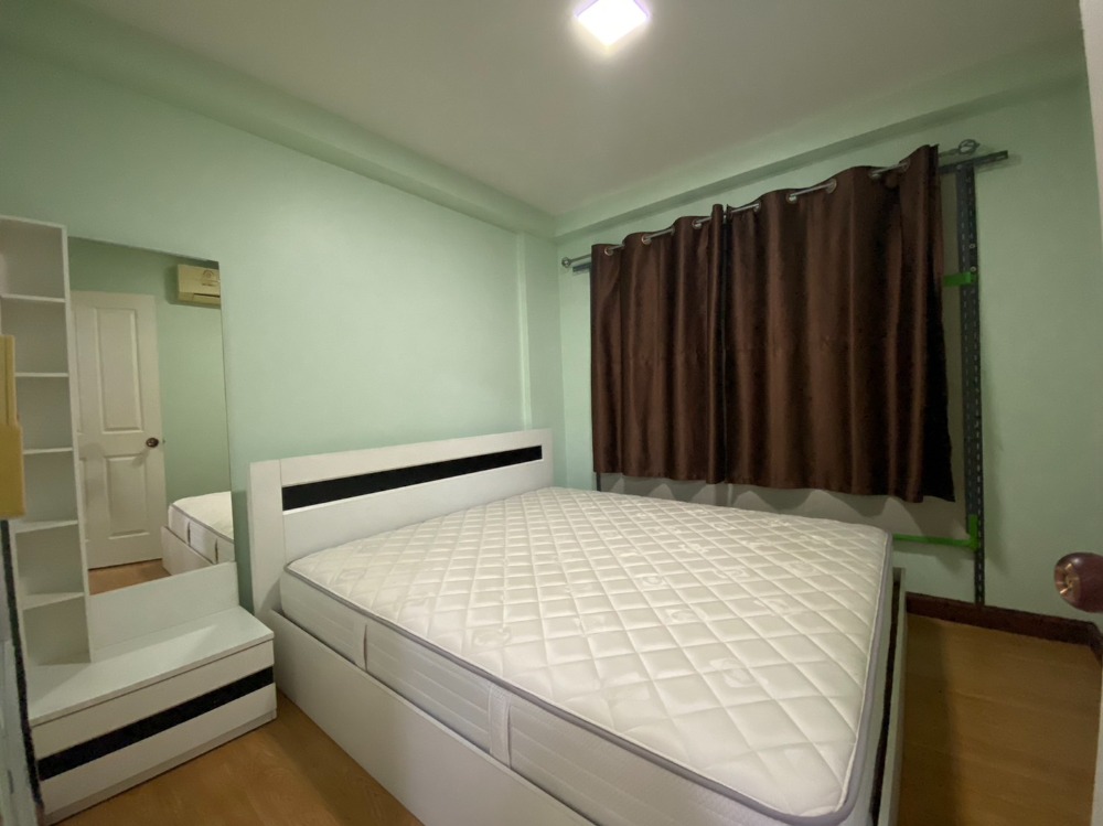 Urgent sale 🔥 with tenant!!  Condo 1 bedroom, 1 bathroom, near government center, Condo Park View Viphavadi 4 Park View Viphavadi 4