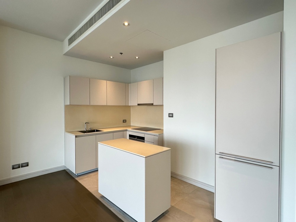 ♦ Best Price ♦ 40up floor | 2 Beds, 88.00 sq.m. | Condo next to Kasorn Amarin, Gaysorn Village 350 m., Central World 350 m. ♦ Best Price ♦ 40up floor | 2 Beds, 88.00 sq.m. | Condo next to Kasorn Amarin, Gaysorn Village 350 m., Central World 350 m.