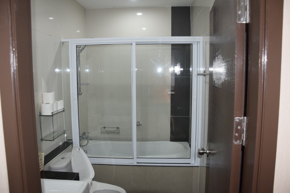 Condo Sale SkyCondo Sri Racha.2 bedrooms, corner. Ready to move in, beautifully decorated. Condo Sale SkyCondo Sri Racha.2 bedrooms, corner. Ready to move in, beautifully decorated.