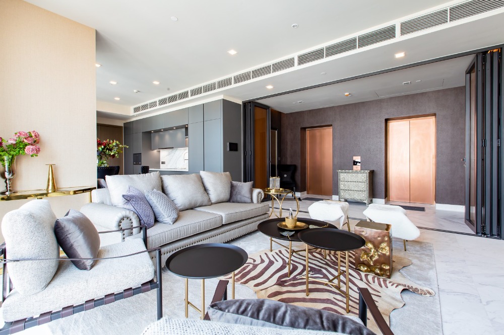 The Monument Thonglor ✨The ultimate definition of luxury in the heart of Thonglor.
