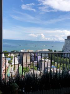 For Sale condo The Base Central Pattaya 2beds room (S03-0752 )
