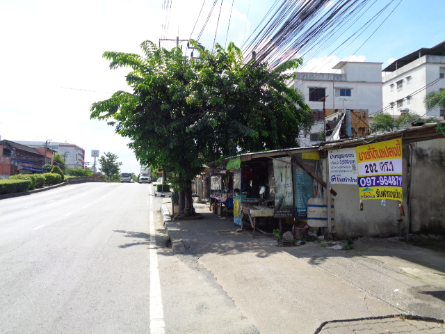 ขายที่ดิน 202 ตารางวา อยู่ติดถนนอ่อนนุช (สุขุมวิท77)  ระหว่างซอยอ่อนนุช61-63  เหมาะปลูกบ้านหรือทำธุรกิจ  แขวงประเวส  เขตประเวศ – รูปที่ 4