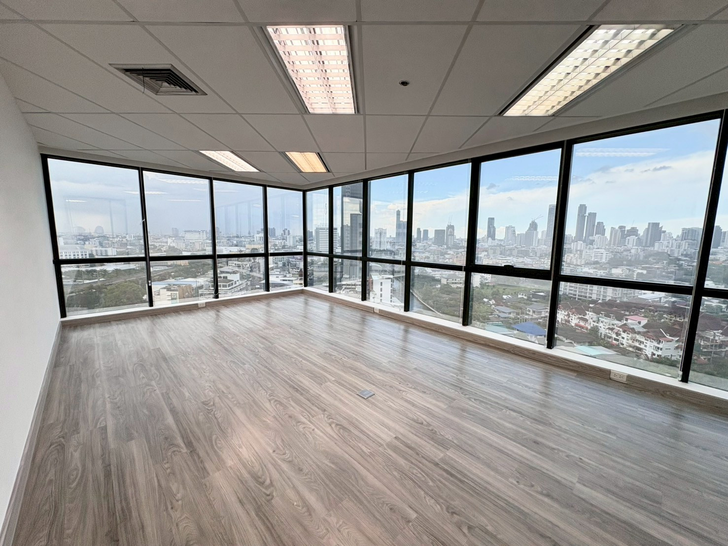 Office for rent, Italthai Tower, 16th floor, size 491.42 sq m. – รูปที่ 3