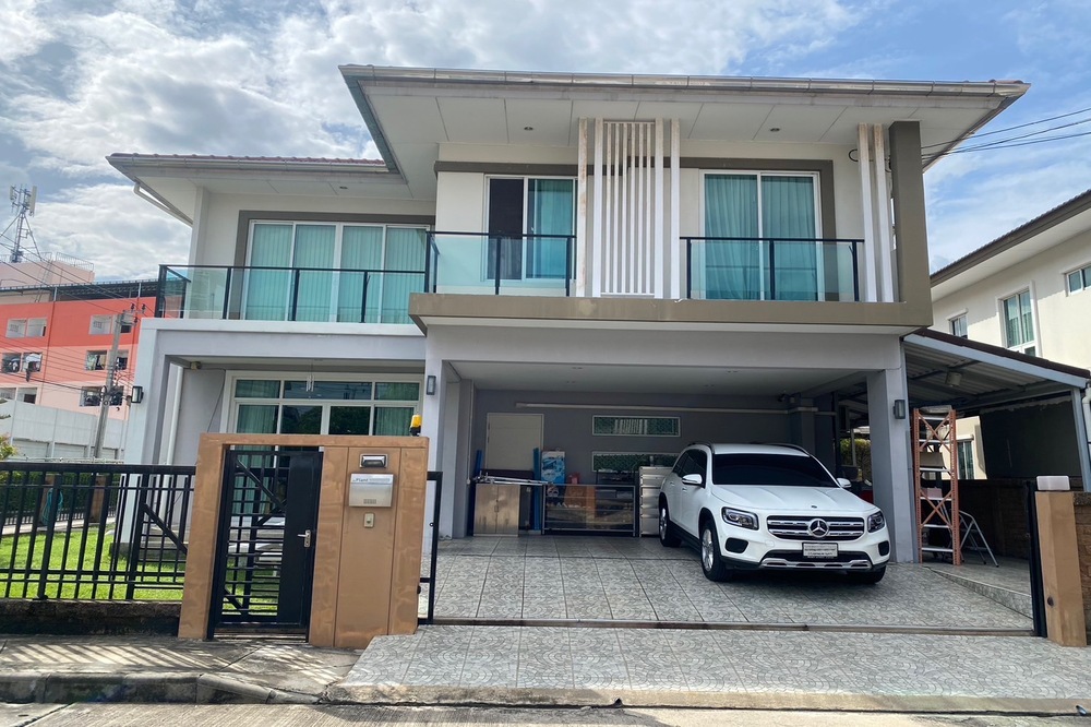 Code C20240600011.......The Plant Pattanakarn ขายบ้านเดี่ยว, 3 ห้องนอน, 3 ห้องน้ำ, 2 ชั้น, ตกแต่งครบ, ราคาพิเศษ!!