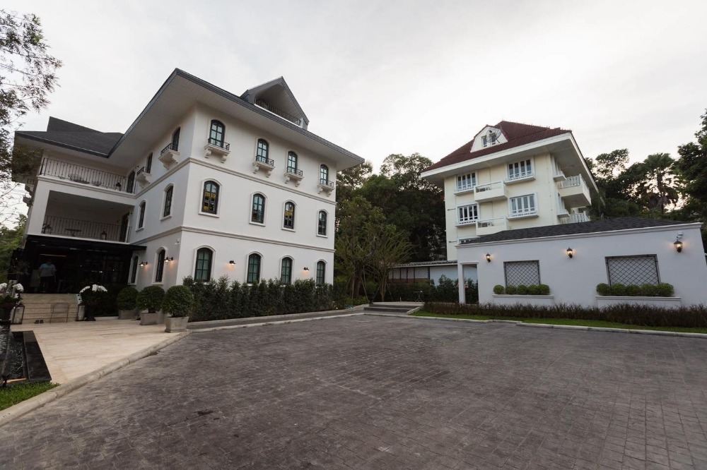 โรงแรมให้เช่า 9 ห้อง เงียบสงบ เป็นส่วนตัว อยู่ติดเนินเขา มีใบอนุญาตประกอบธุรกิจโรงแรม – รูปที่ 3