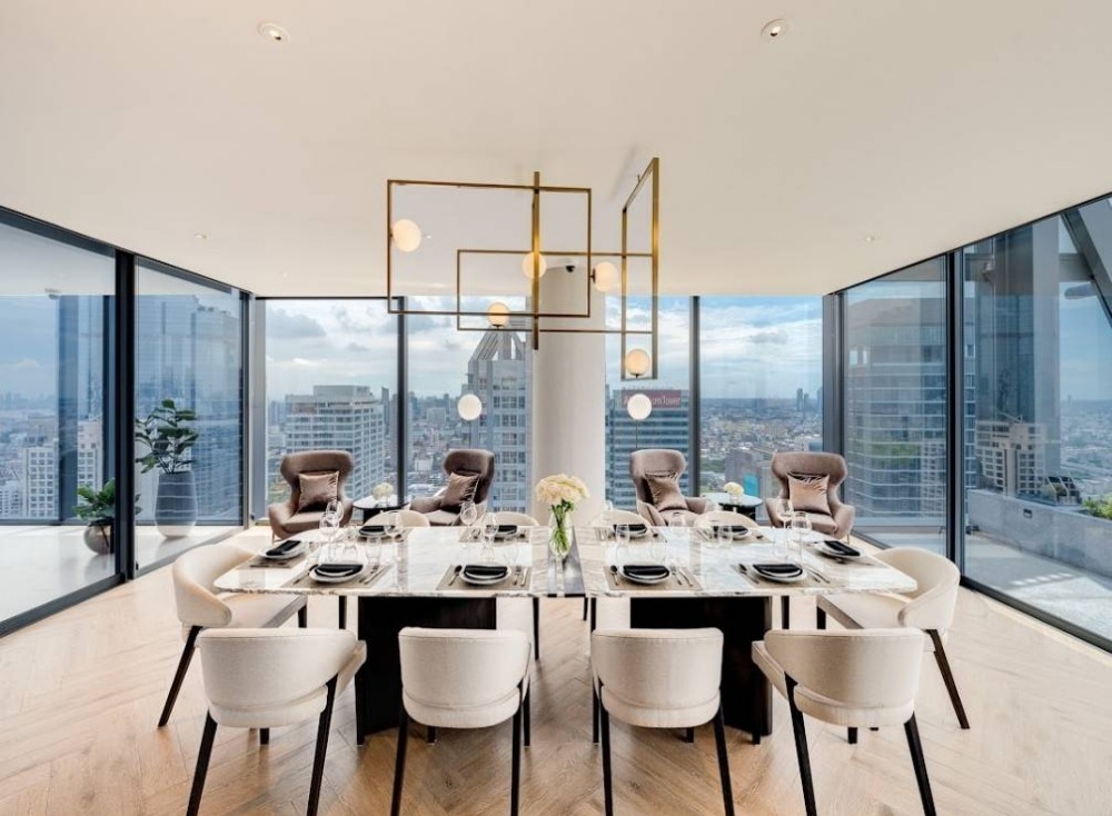 ♦ Prime location ♦ Tait sathorn​12​ (เทตต์ สาทร ทเวลฟ์) | 10+ floor 68.10 sq.m. | Type​1B3 1 Beds | near BTS Sathorn 1 mins, King Power Mahanakhon 4 mins.