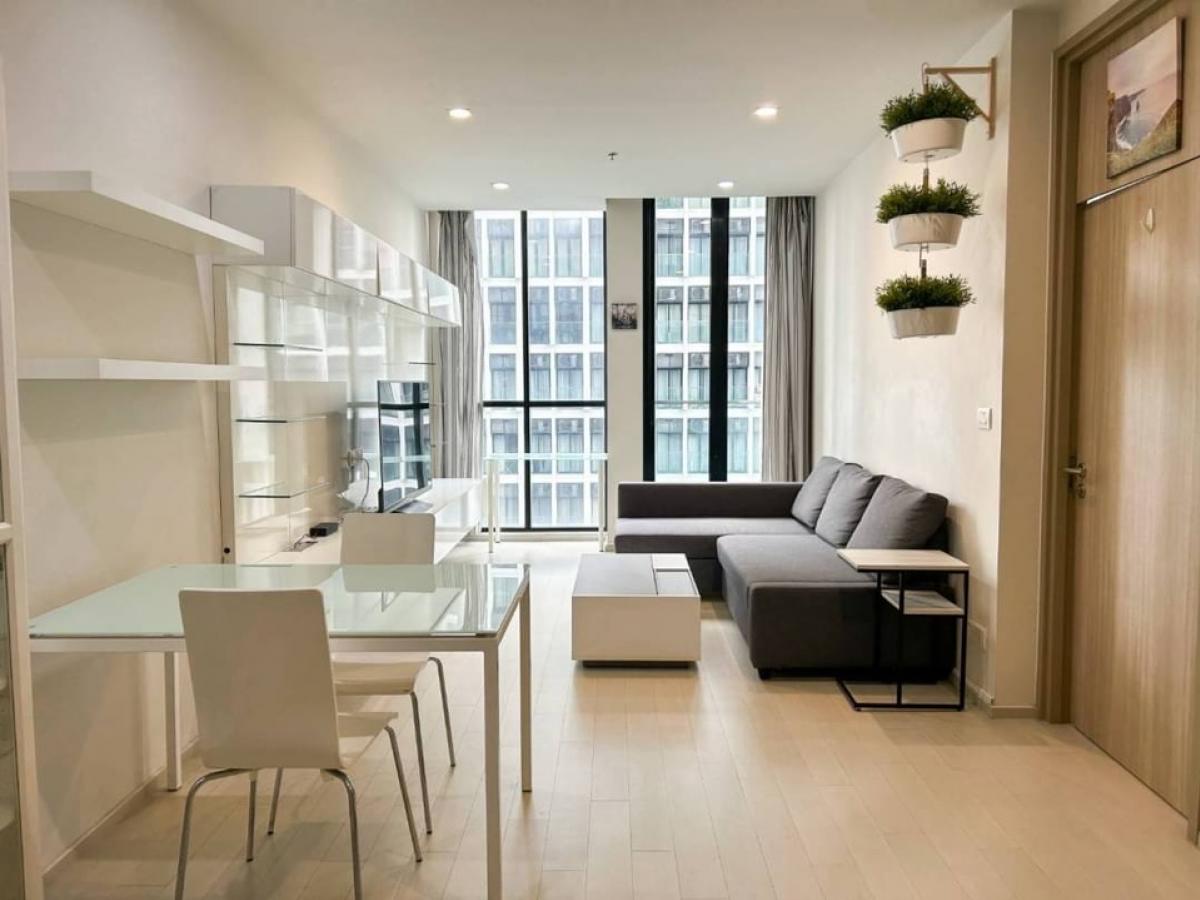 ● North side ● Tower B, 05 Floor, Type A04 | 1 Bedroom, 58.35 sq.m. | Condo skywalk connect to BTS ploenchit and Central Embassy.