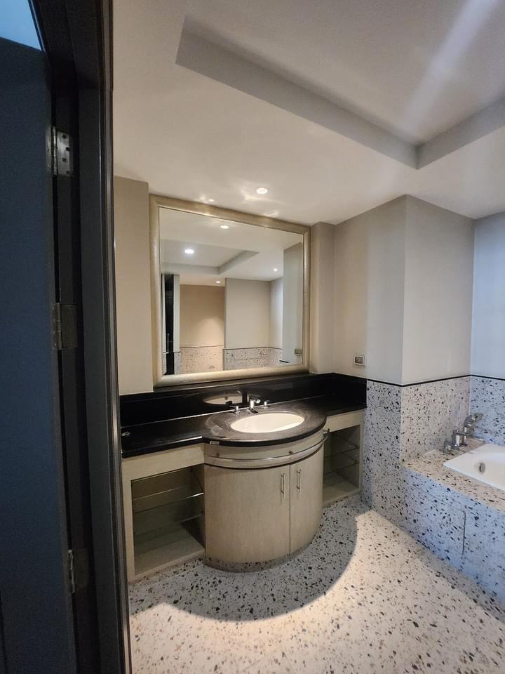 ♦ Serviced Apartment ♦ ชั้น 20+ | 125.00 ตร.ม. 2 ห้องนอน | แอสคอทท์ สาทร กรุงเทพ (Ascott Sathorn Bangkok)  | ติด BTS สถานีเซนต์หลุยส์ 1 นาที, ใกล้โรงพยาบาลเซนต์หลุยส์  2 นาที – รูปที่ 2
