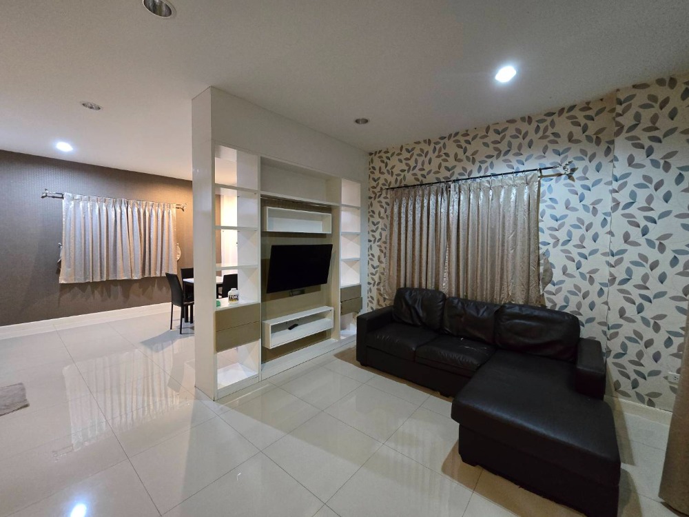 House for sale, 71 sq m, Sri Thepthai Parkville Village. House for sale, 71 sq m, Sri Thepthai Parkville Village.