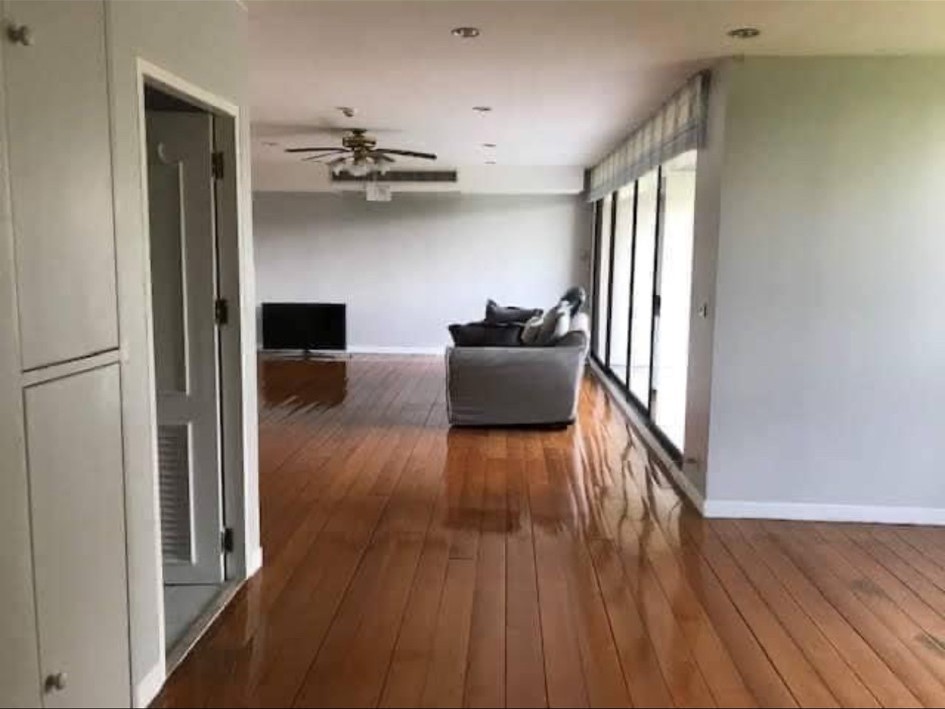 ● Unfurnished ● ชั้น 00+ | 3 ห้องนอน 258.59 ตร.ม. | คอนโด ใกล้ มศว. 1 นาที, MRT เพชรบุรี 4 นาที, เทอร์มินอล 21 9 นาที – รูปที่ 4