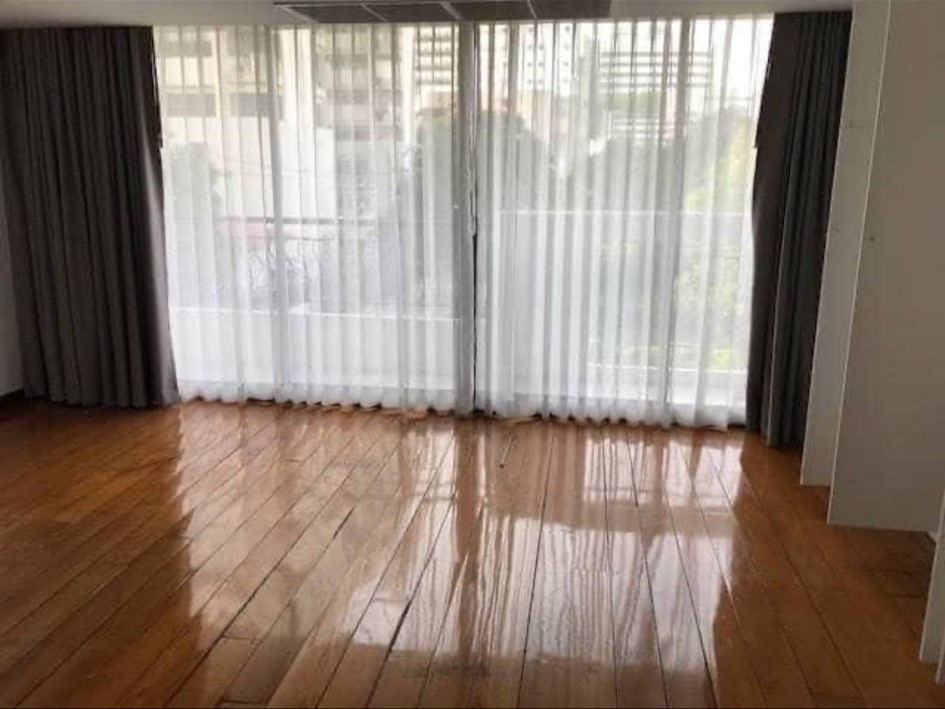 ● Unfurnished ● ชั้น 00+ | 3 ห้องนอน 258.59 ตร.ม. | คอนโด ใกล้ มศว. 1 นาที, MRT เพชรบุรี 4 นาที, เทอร์มินอล 21 9 นาที – รูปที่ 2