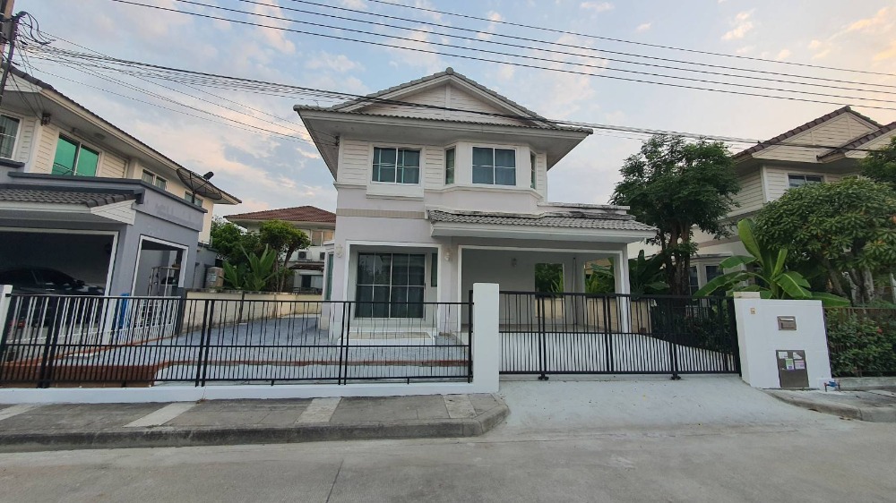 ขาย บ้าน 50 ตร.วา พฤกษ์ลดา บางนา ขาย บ้าน 50 ตร.วา พฤกษ์ลดา บางนา