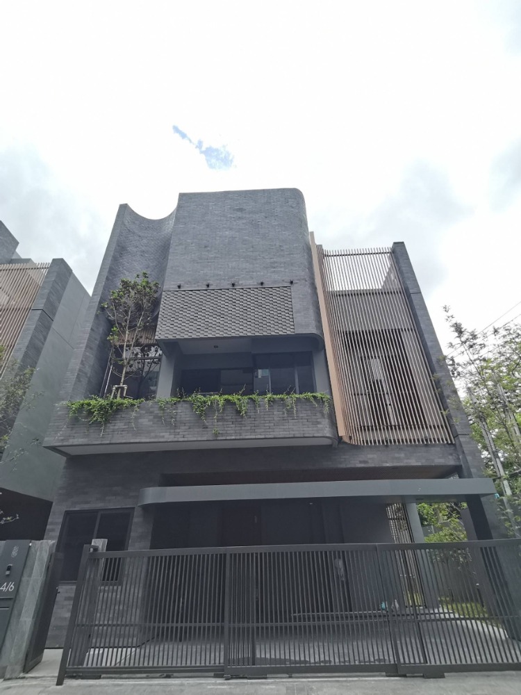 ♦ Type (B) ♦ บ้านเดี่ยว 3 ชั้น 4 ห้องนอน | 53.90 ตร.ว. 425.00 ตร.ม. | TERRA HAUS Vibha-Phahon 21 (เทอร์ร่า เฮาส์ วิภา-พหล 21)  | ใกล้ BTS พหลโยธิน 24 5 นาที, Central Plaza ลาดพร้าว 4 นาที