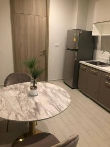 ❖ Rare Unit ❖ ตึก C ชั้น 15+ Type A11 | 1 ห้องนอน 45.21 ตร.ม. | คอนโดมี Skywalk เชื่อมเข้า BTS เพลินจิต, Central Embassy