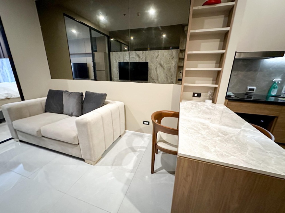 ● Best Price ● Tower C, 25+ Floor | 1 Bedroom, 45.00 sq.m. | Condo skywalk connect to BTS ploenchit and Central Embassy. – รูปที่ 3