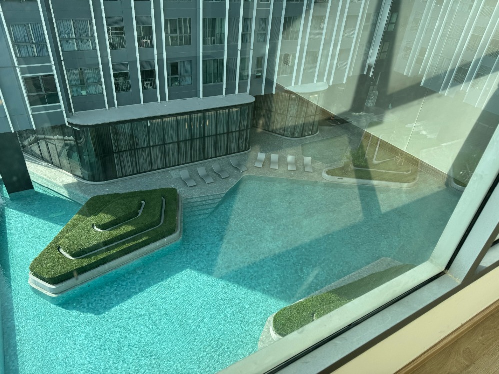 SALE!!! IDEO Q จุฬา-สามย่าน สวยสุดใน 1600 ห้อง 2 Bed หัวมุม วิวสระ มีสวน มี Skywalk ในชั้น SALE!!! IDEO Q จุฬา-สามย่าน สวยสุดใน 1600 ห้อง 2 Bed หัวมุม วิวสระ มีสวน มี Skywalk ในชั้น