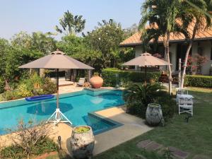 บ้านเดี่ยวหัวหิน พื้นที่ 1.1.25 ไร่ บ้านสวยสไตล์รีสอร์ท บ้าน3หลัง ราคา 30.9ล้าน
