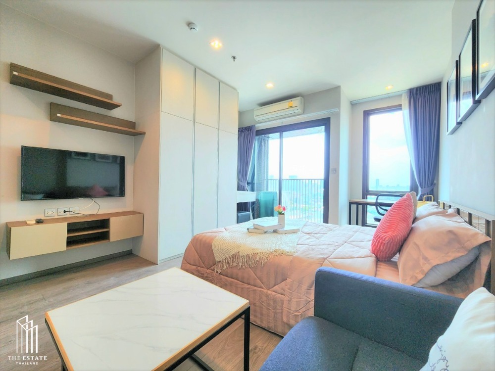 For Sale!! The room is well maintained.  Located in the east, fully decorated, Whizdom Avenue Ratchada-Ladprao @4.2MB