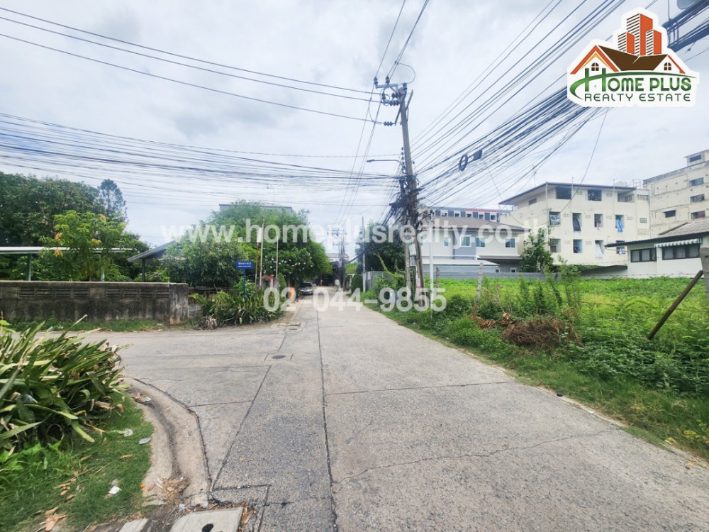Land with 1 house Soi Lat Phrao 132 (Near The Mall Life Store Bangkapi) – รูปที่ 2