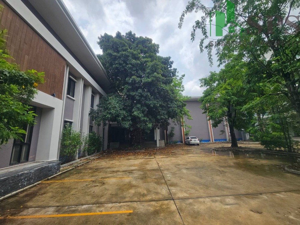 𝐁𝐞𝐚𝐮𝐭𝐢𝐟𝐮𝐥 𝐝𝐞𝐜𝐨𝐫𝐚𝐭𝐞𝐝 𝐨𝐟𝐟𝐢𝐜𝐞 𝐛𝐮𝐢𝐥𝐝𝐢𝐧𝐠 𝐟𝐨𝐫 𝐫𝐞𝐧𝐭 𝐧𝐞𝐚𝐫 𝐁𝐚𝐧𝐠𝐤𝐨𝐤 𝐇𝐨𝐬𝐩𝐢𝐭𝐚𝐥 𝐒𝐨𝐢 𝐒𝐨𝐨𝐧𝐯𝐢𝐣𝐚𝐢  อาคารสำนักงานตกแต่งสวย ให้เช่า ใกล้โรงพยาบาลกรุงเทพ ซอย(𝐒𝐏𝐒𝐏547) – รูปที่ 2