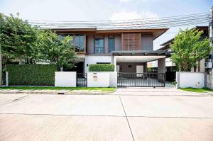 ♦ LUXURY CLASS ♦ Single house 2 storey 4 beds | 69.70 sq.w. 257.00 sq.m. | near Beaconhouse Yamsaard International School 7 mins, Triam Udom Suksa Phatthanakan School 11 mins, Vibharam Hospital 15 mins