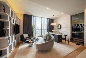 ● Prime Location ● ชั้น 15+ 55.00 ตร.ม. 2 ห้องนอน | ใกล้ BTS พร้อมพงษ์ 530 ม., EmQuartier 650 ม., Emporium 800 ม.